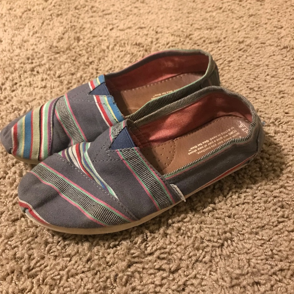 Toms